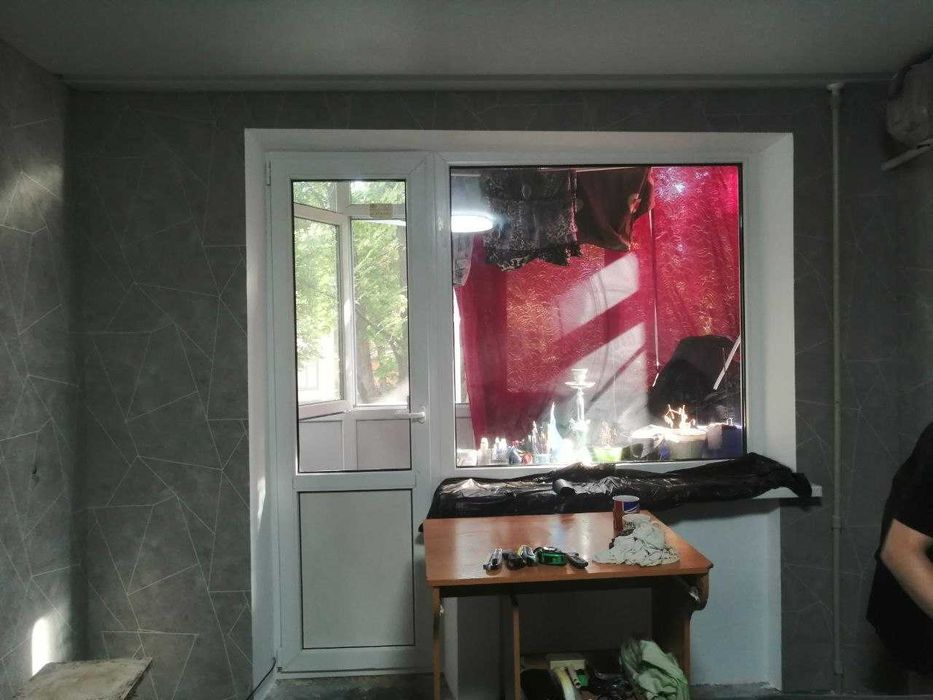 Шпаклівка, поклейка шпалер, малярні роботи