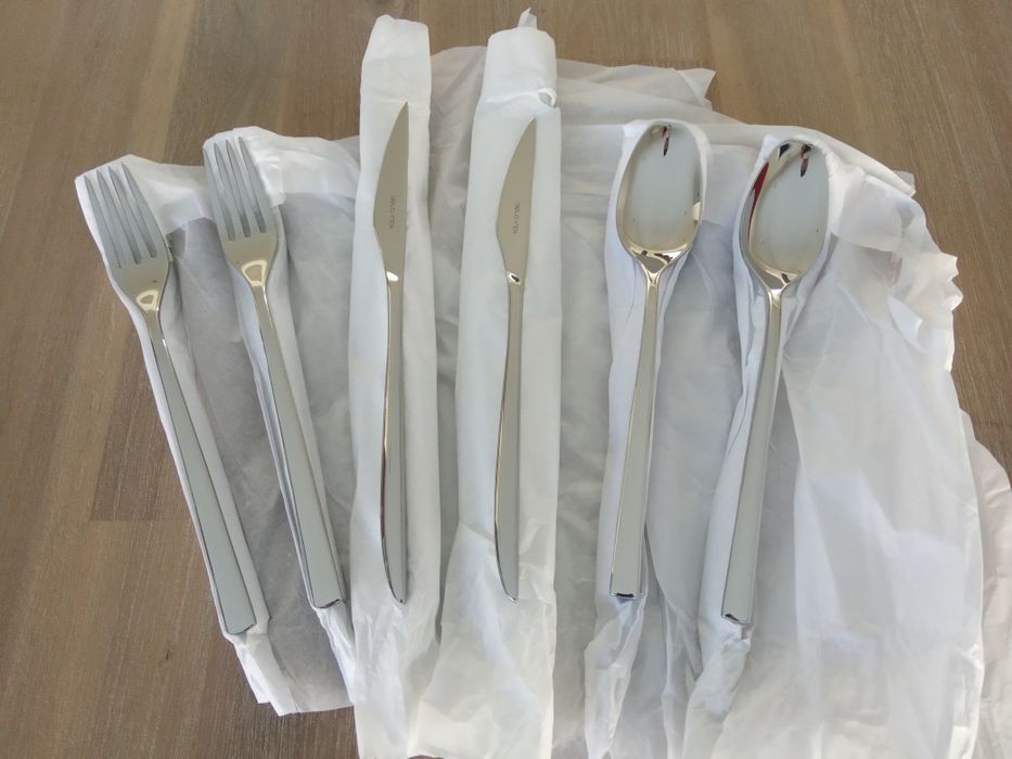 Faqueiro Obelisko Belo Inox 130 peças
