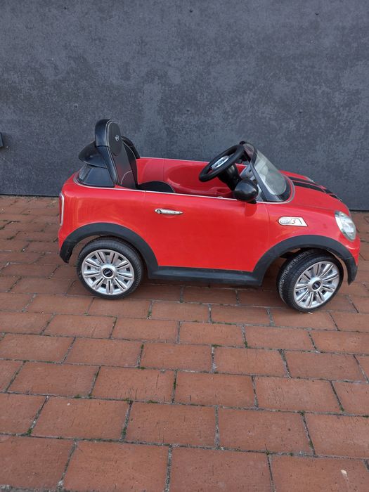 Дитячий електромобіль Mini Cooper