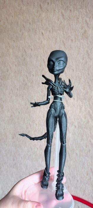 Monster high skullector