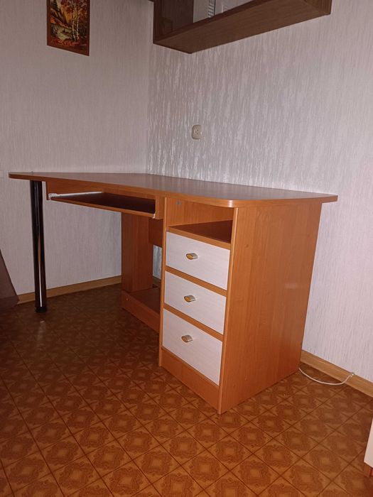 Письменный - компьютерный стол