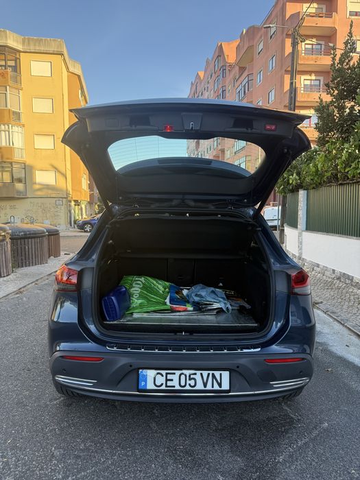 Mercedes EQA 250