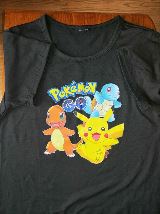 T-shirt preta Pokemon 12 A (158 cm) NOVA