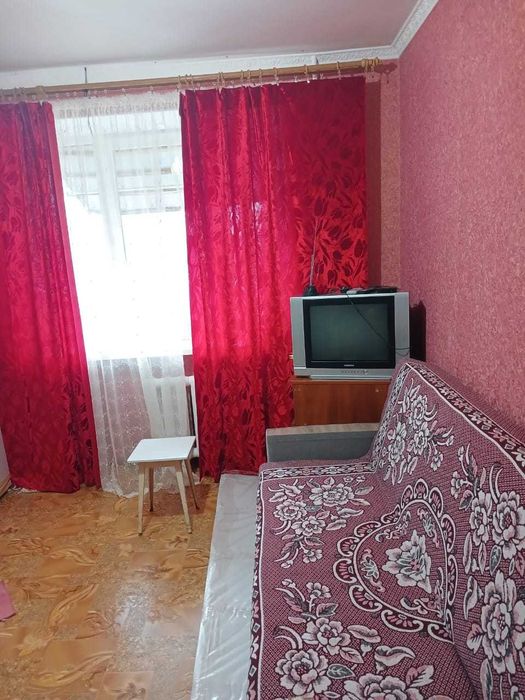 Здається 2кім квартира в районі шкільної, 3/5/Ц, 40/40/10.