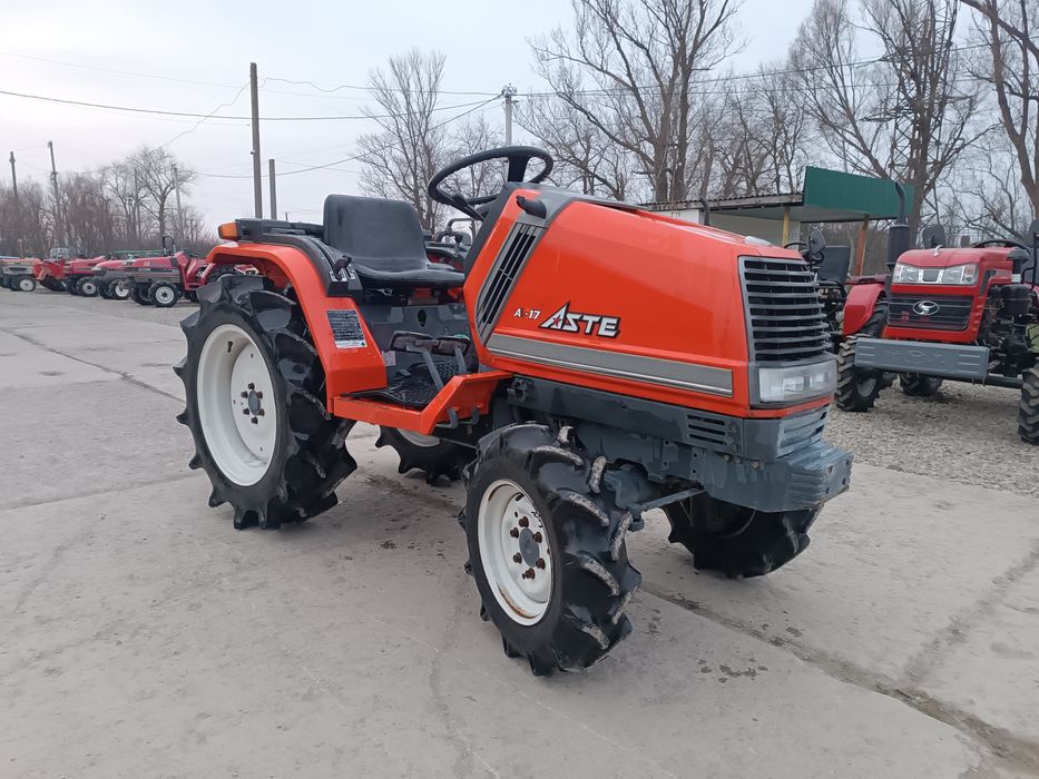 Японський мінітрактор.Трактор Кубота.