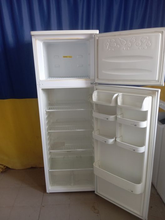 Холодильник.  SEG