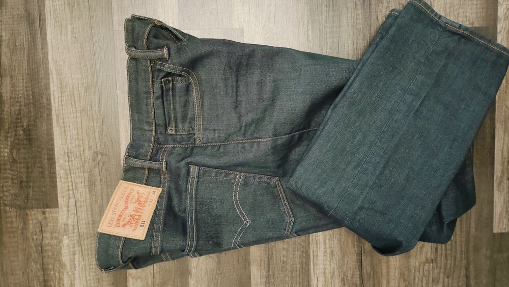 świetne spodnie Levi's 511  32/34 w super stanie