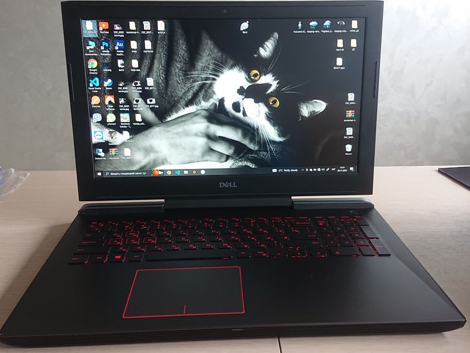 Ігровий ноутбук Dell Inspirion 7577 (i7 7700, gtx 1050ti, ОЗУ 20 GB)