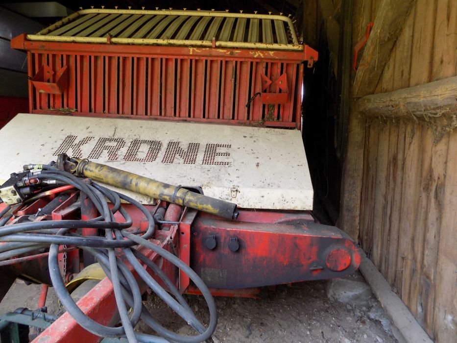przyczepa samozbierająca krone