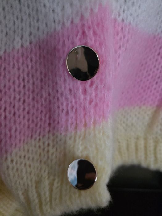 Kardigan krotki ,sweterek