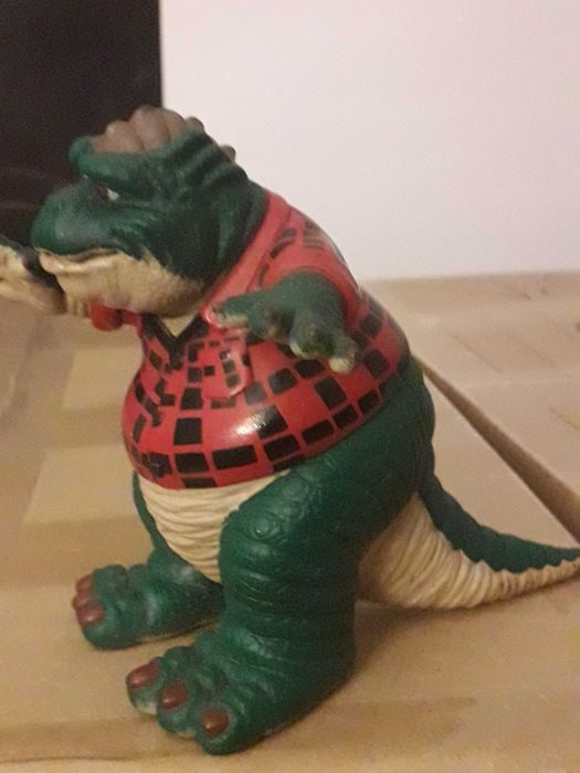 Boneco de Earl Sinclair de "Os Dinossauros"