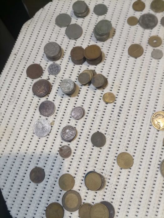 Notas e moedas de colecção