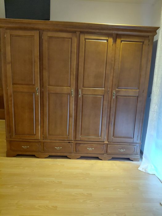 Cama de casal como nova