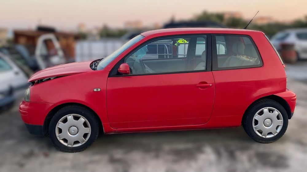 SEAT AROSA 1.0 de 2001 Para Peças-Motor AUC Caixa ESY