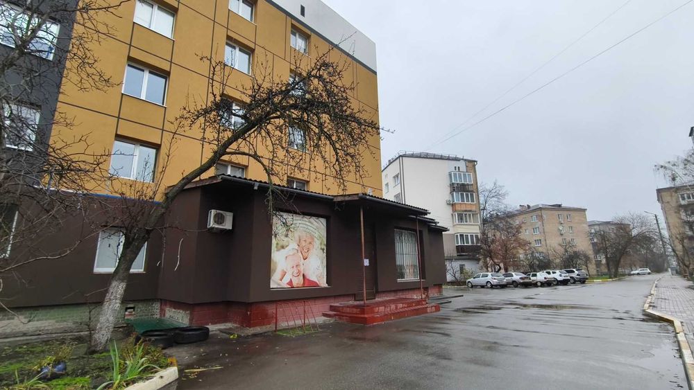 ПРОДАЖ комерції. 1 поверх.  Ірпінь, вул. Миру, 135м2