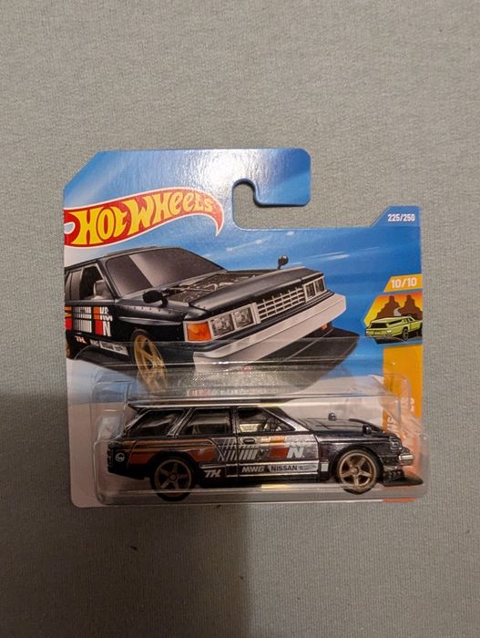 Hot Wheels HW Nissan Maxima STH