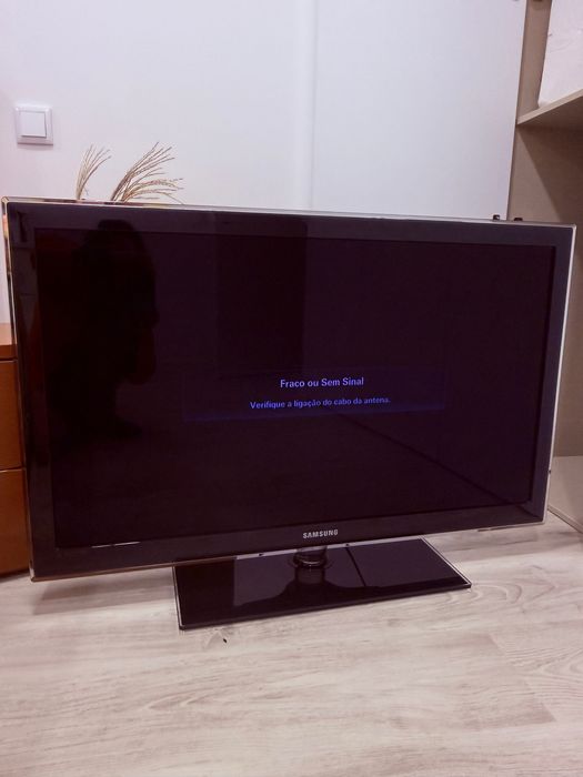 Televisão Samsung Smart TV 40” Full HD