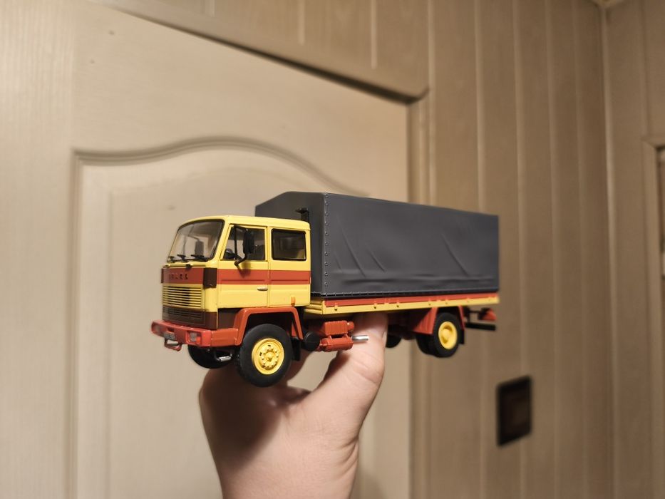 "Kultowe ciężarówki z epoki PRL - Jelcz 415, skala 1:43, Deagostini!