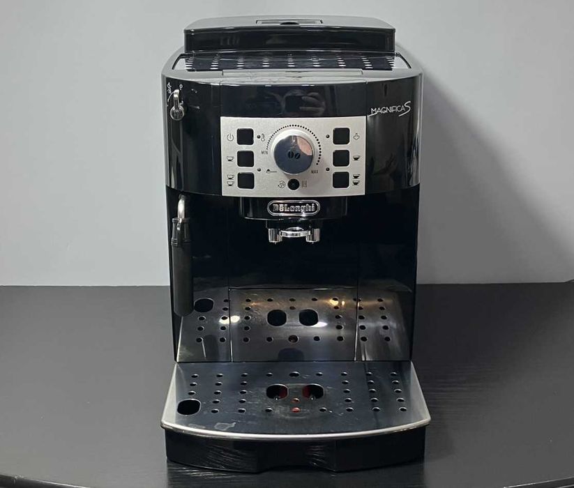 Кавомашина DeLonghi Magnifica S ECAM 22.110.B 2019 року