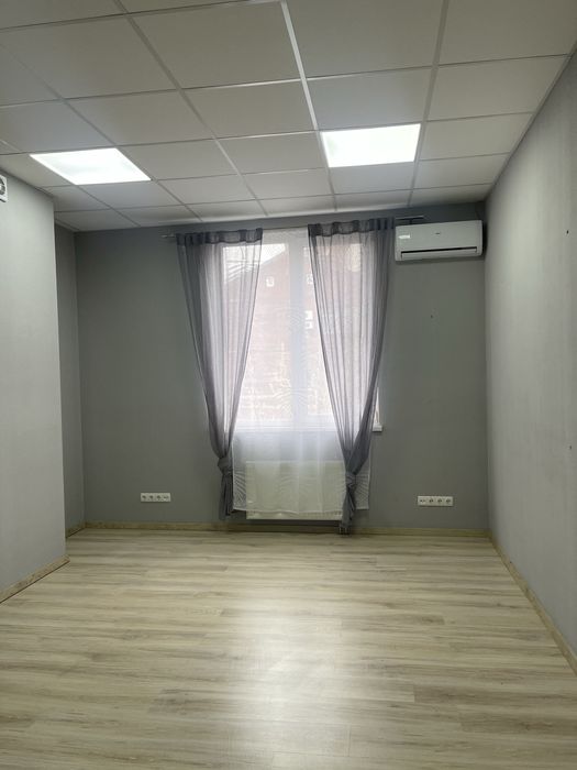 Центр‼️Оренда приміщення вільного призначення.