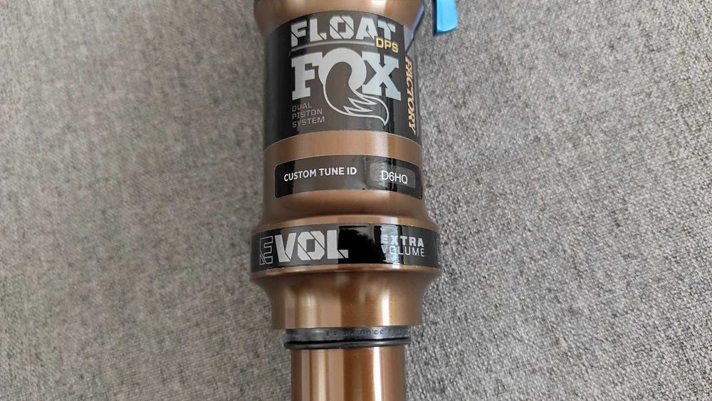 Задний амортизатор FOX Float DPS Factory Kashima (165x38mm), Новый
