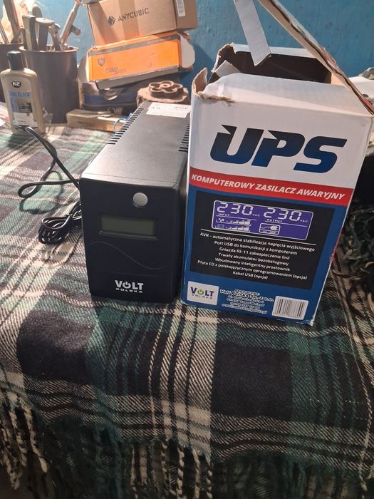 Безперебійний блок живлення UPS1квт