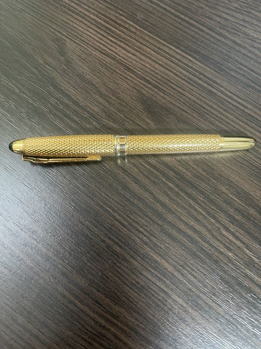 Нова подарункова ручка Cabinet