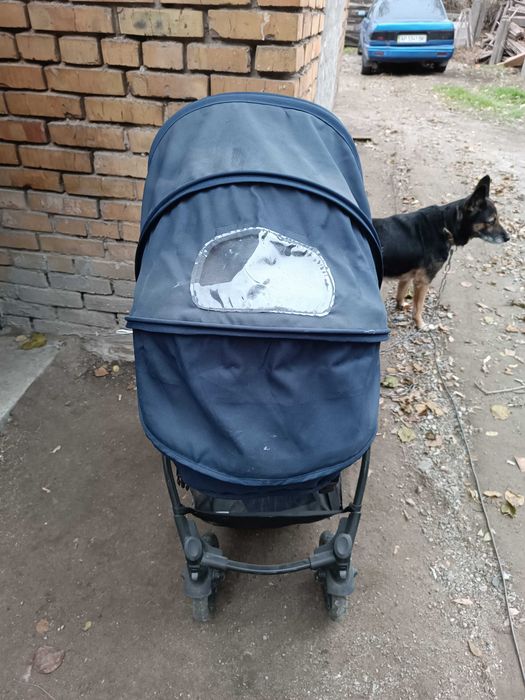 Продам коляску  б/у