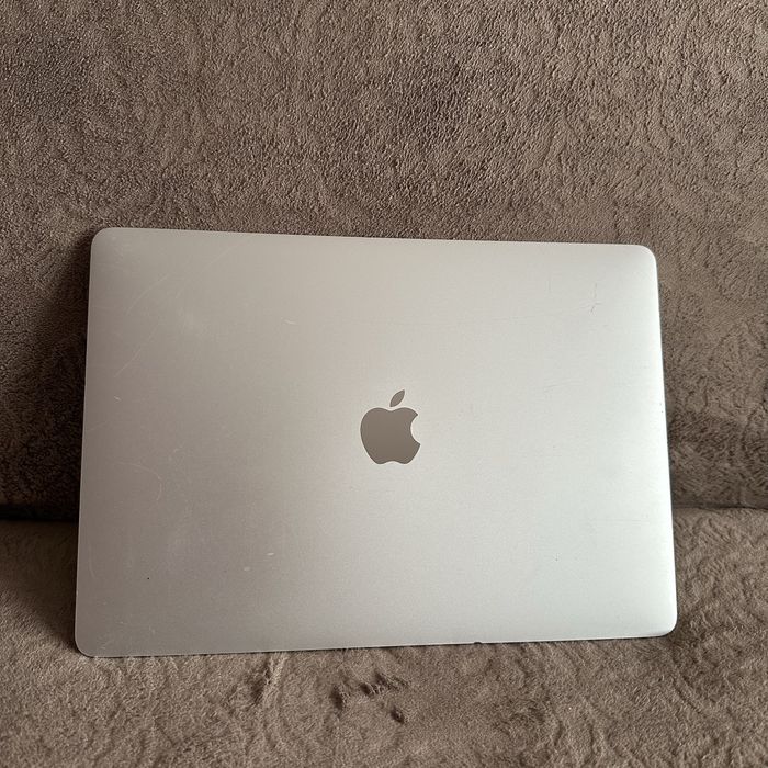  apple macbook pro 13 touchbar A1706 ekran 100%