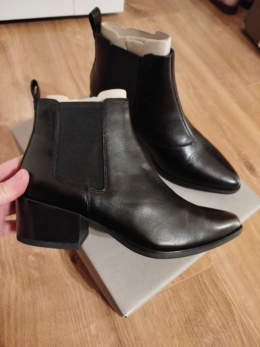 Sprzedam skórzane buty Vagabond r 36 nowe