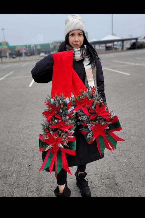 Dwustronna dekoracja na drzwi