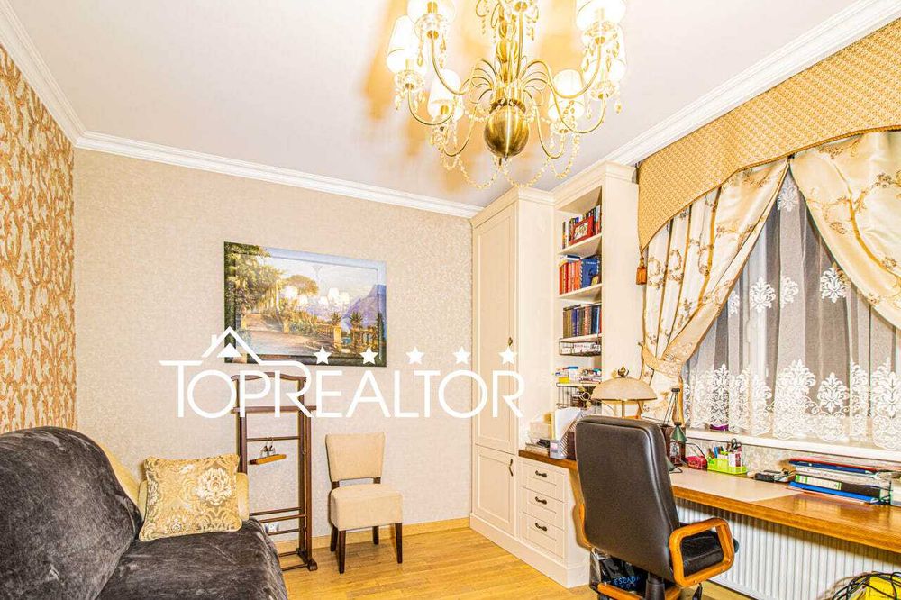 Продаж 2-пов. будинку з сучасним ремонтом за церквою на вул.Дерев'янка