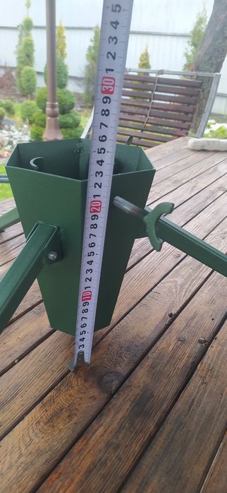 Підставка для ялинки великої і малої. Подставка для ёлки.