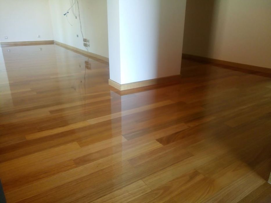 Sochaczew Cyklinowanie Lakierowanie Olejowanie Schody Parkiety