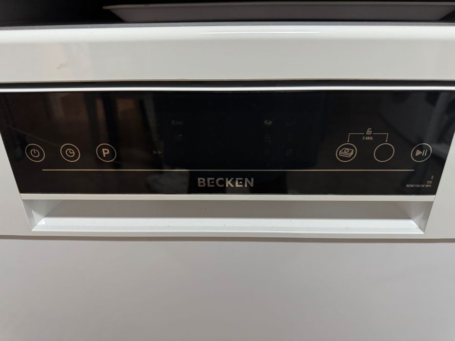 Vendo máquina de lavar loiça