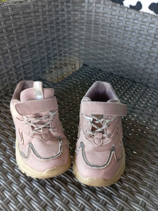 Kapcie i buty 27,29,30,31