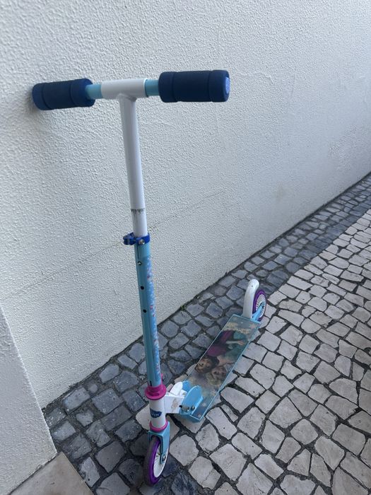 Trotinete elsa criança