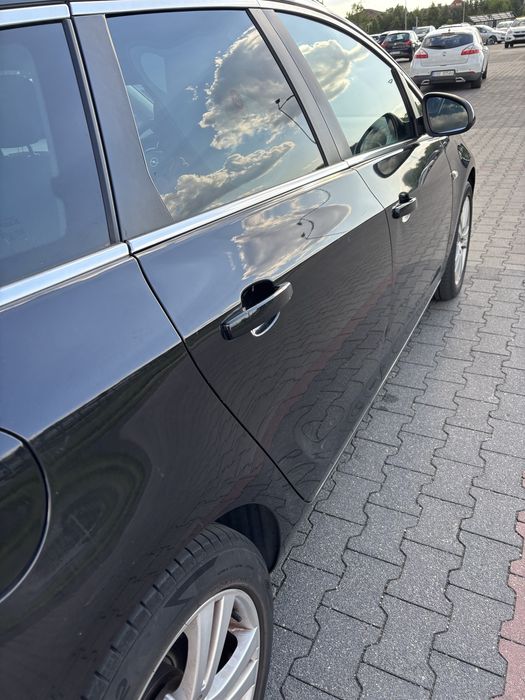 Opel Astra J 2011r