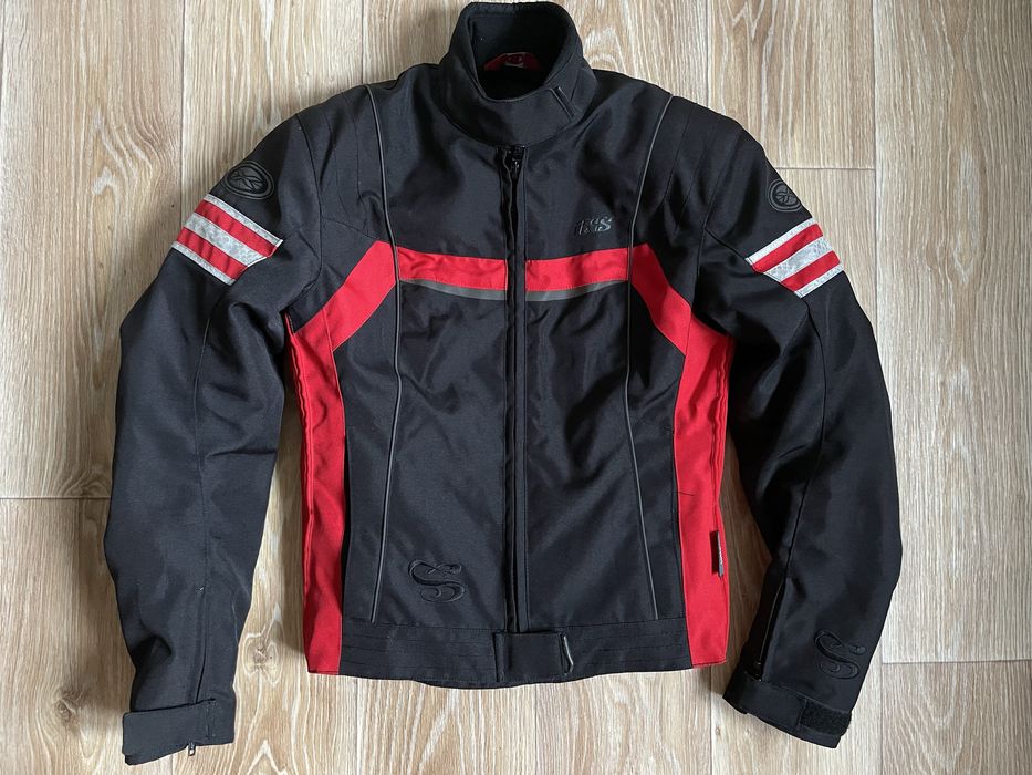 IXS. Дуже гарна жіноча мотокуртка в стані НОВОЇ ! S  розмір