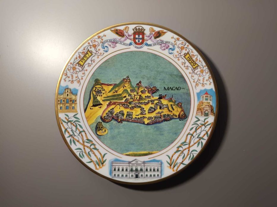 Prato “Entrega da Soberania de Macau” – Colecções Philae (1999)