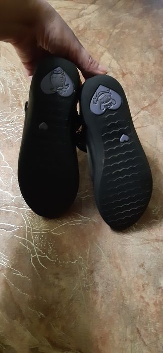 Туфлі на дівчинку