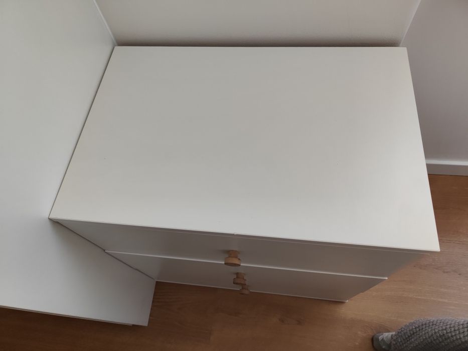 Móvel | mesa de cabeceira | cómoda
