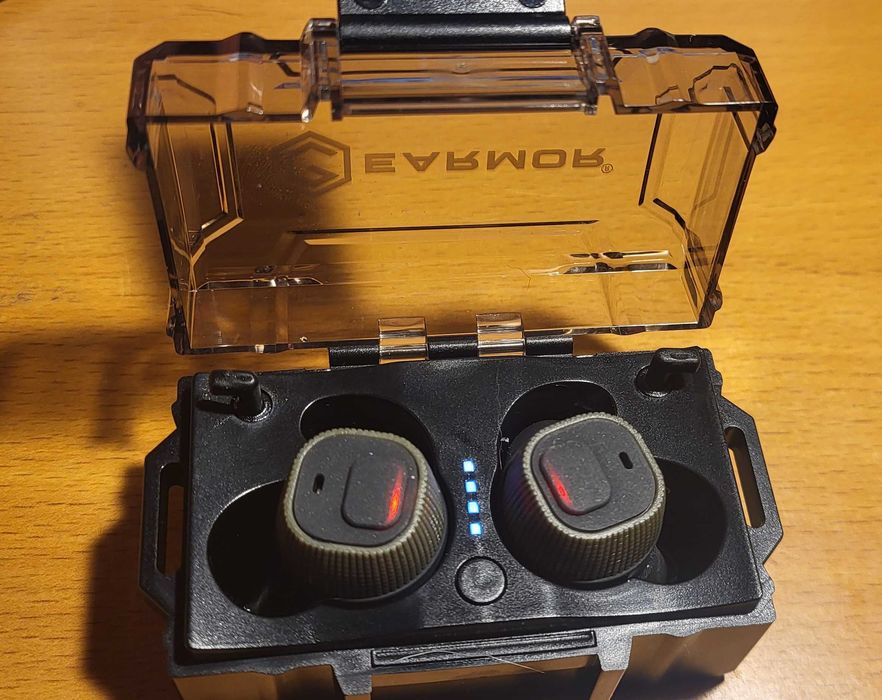 Earmor Aktywne ochronniki słuchu M20 nieużywane