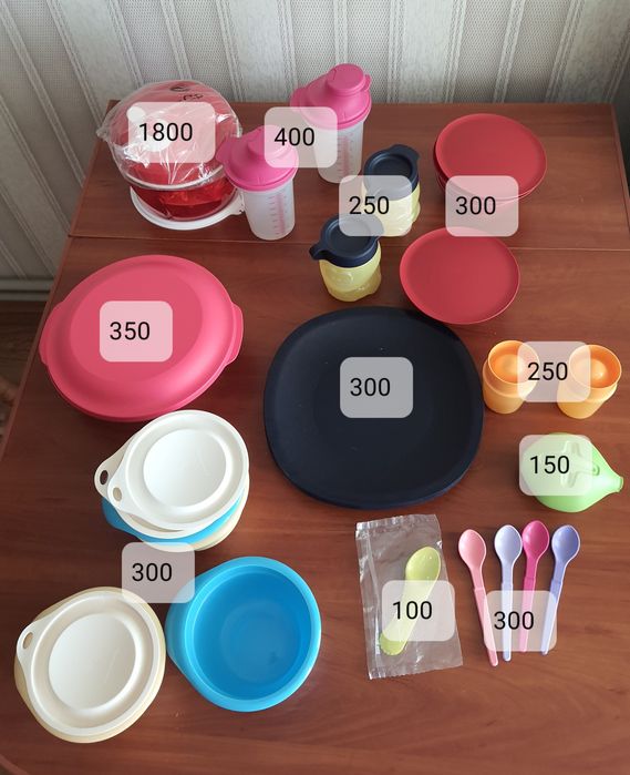 Набір посуду Tupperware