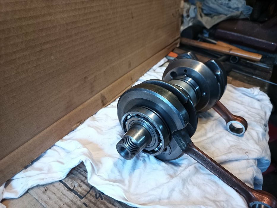 Sprzedam wał korbowy do trabanta 601