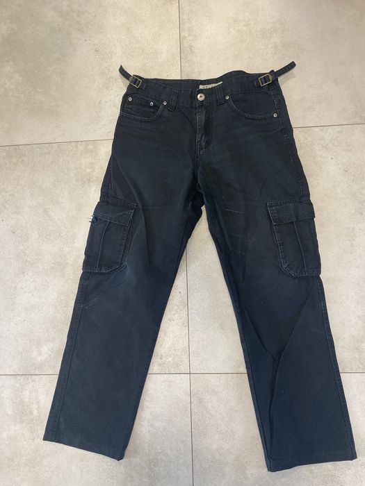 Czarne spodnie cargo, regulowane w pasie ST Léońf