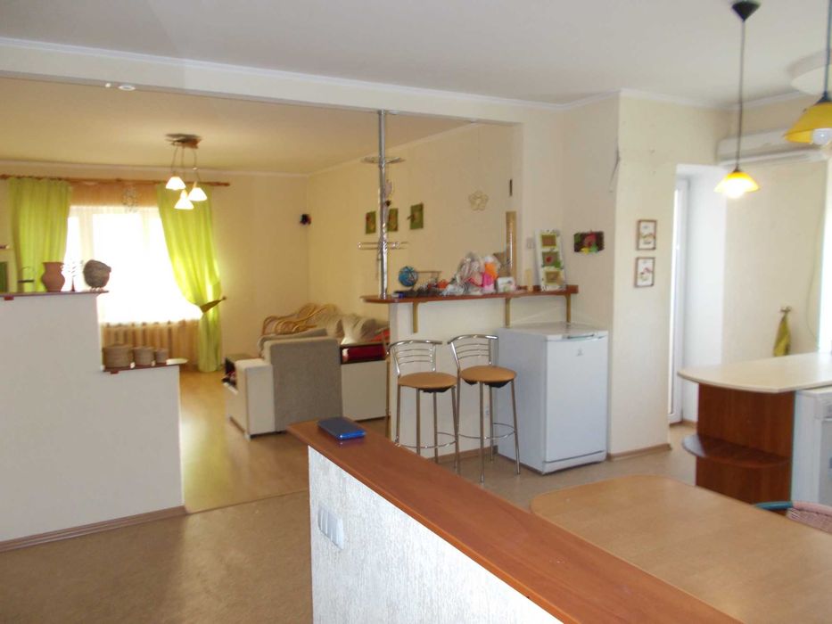 Здам довгостроково 3-х кімнатну квартиру вулиця Шевченко 32 м.Чернігів