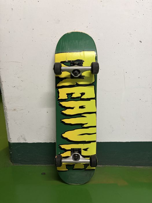 Skateboard em bom estado
