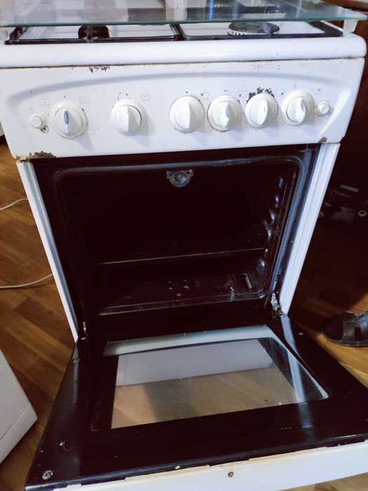 Продам газовую плиту вместе с электродуховкой