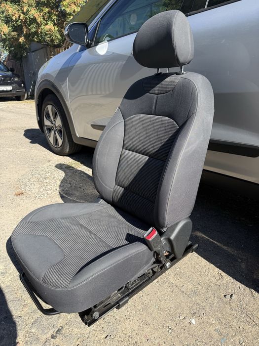 Продам салон Kia Niro
